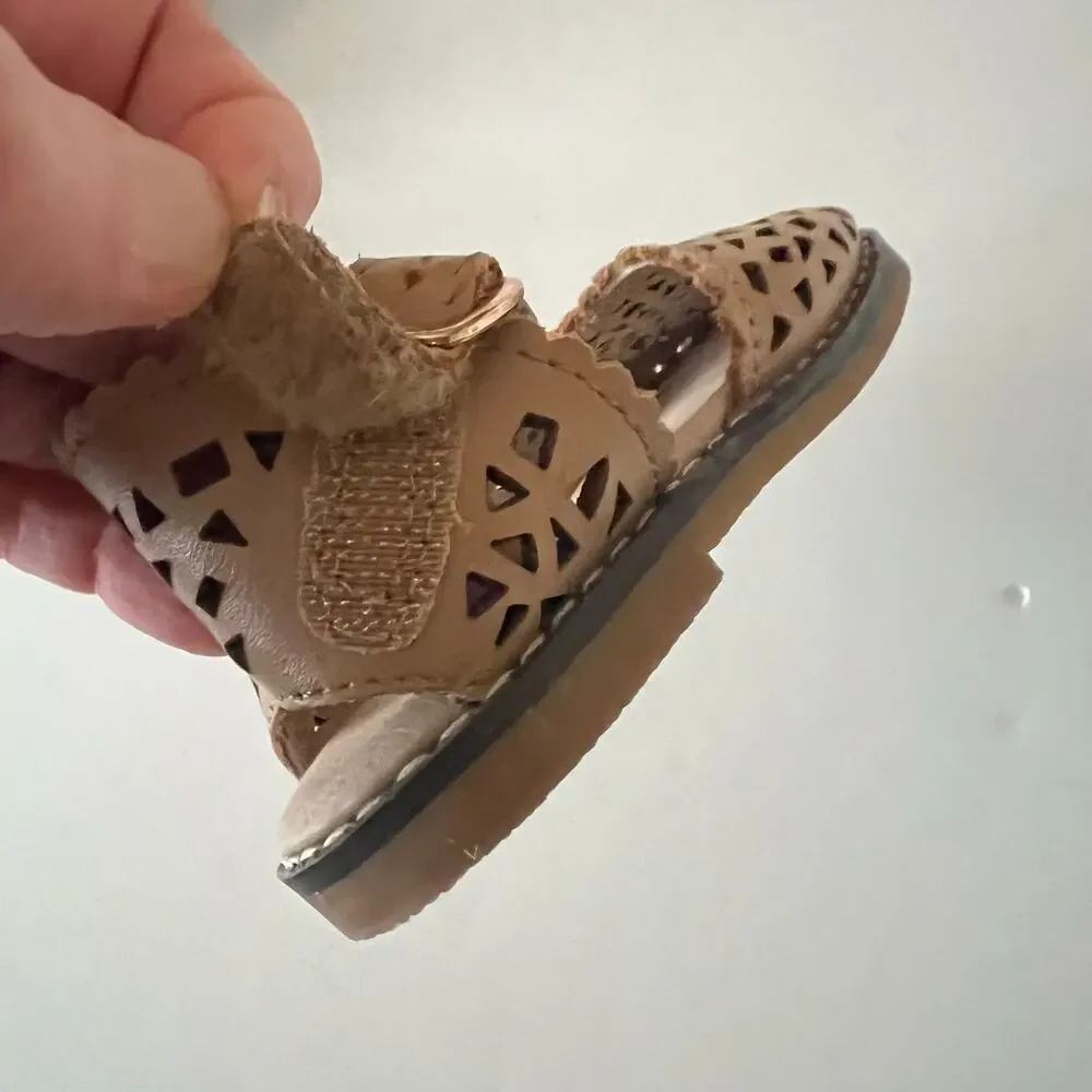 Consciously Baby leather pocket sandals
